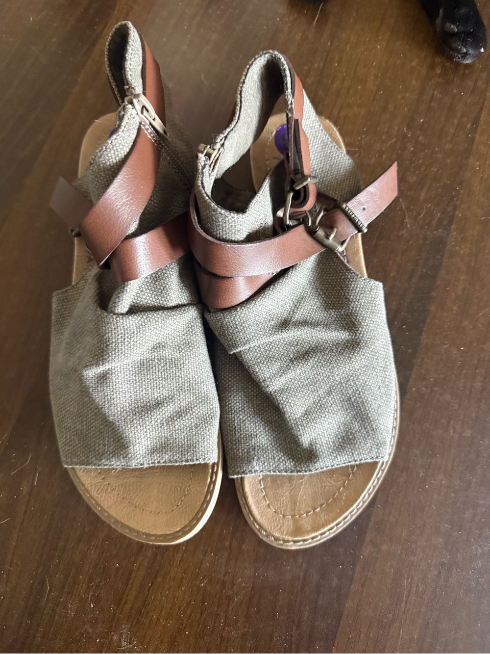 Women’s Casual Canvas & Leather Sandals in Brown